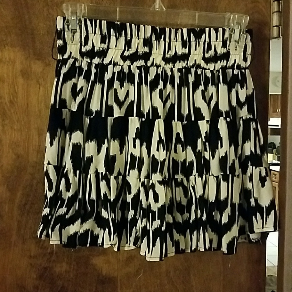 Rue 21 skirt